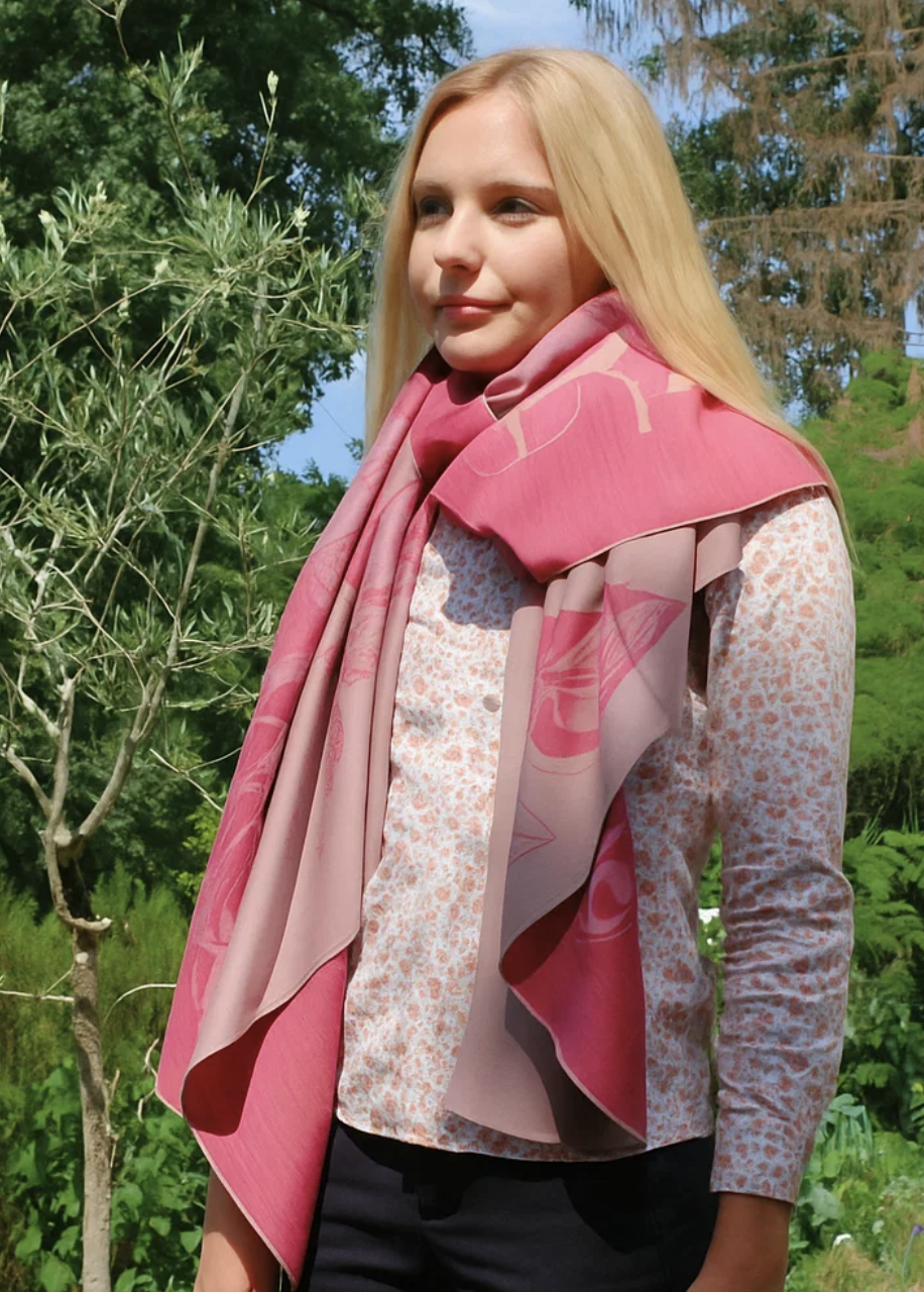 "Minotaure in waters" jacquard drawing by Stella Polare : rose - Image 17