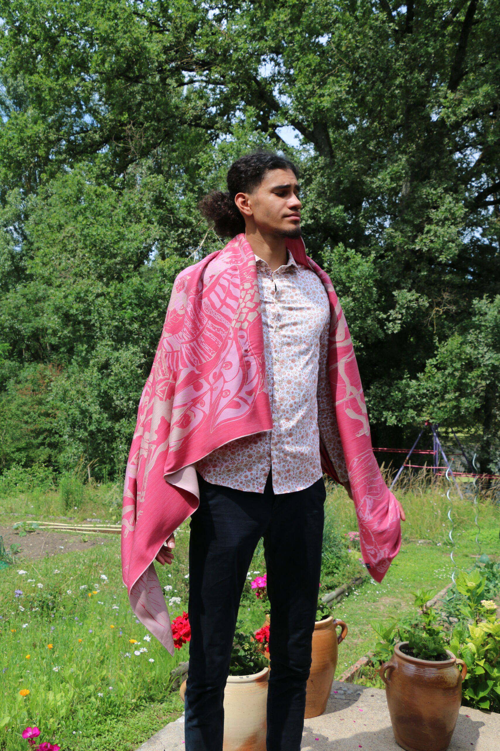 "Minotaure in waters" jacquard drawing by Stella Polare : rose - Image 9