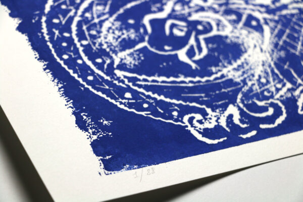 Minotaure and Snake : blue: linogravure – Image 3